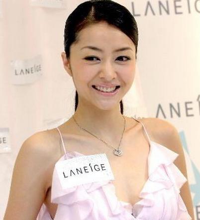 娱乐圈10大脏女明星,娱乐圈十大“风云”脏女明星揭秘